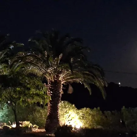 דירה Cerigo House