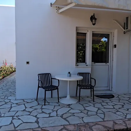 Cerigo House * Kondoliánika