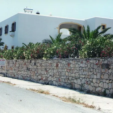 Cerigo House Kondoliánika