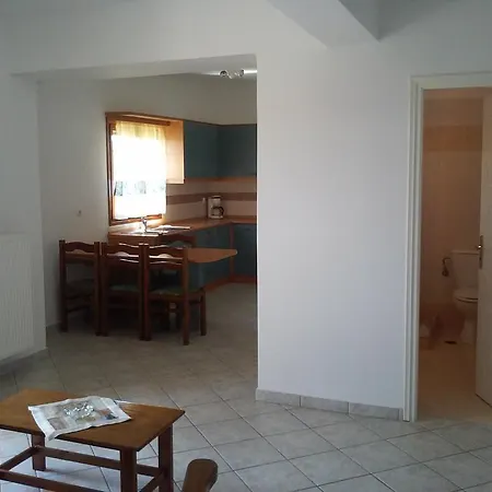 Appartement Cerigo House *
