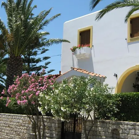 Apartment Cerigo House