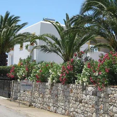 דירה Cerigo House Kondoliánika